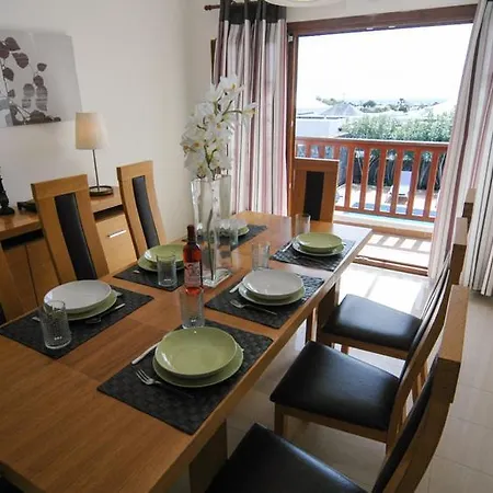 In Playa Blanca Sleeps 8 Includes Swimming Pool Air Con And Wifi 9 8 Villa Playa Blanca (Lanzarote)
