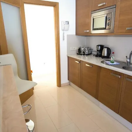 Villa In Playa Blanca Sleeps 8 Includes Swimming Pool Air Con And Wifi 9 8